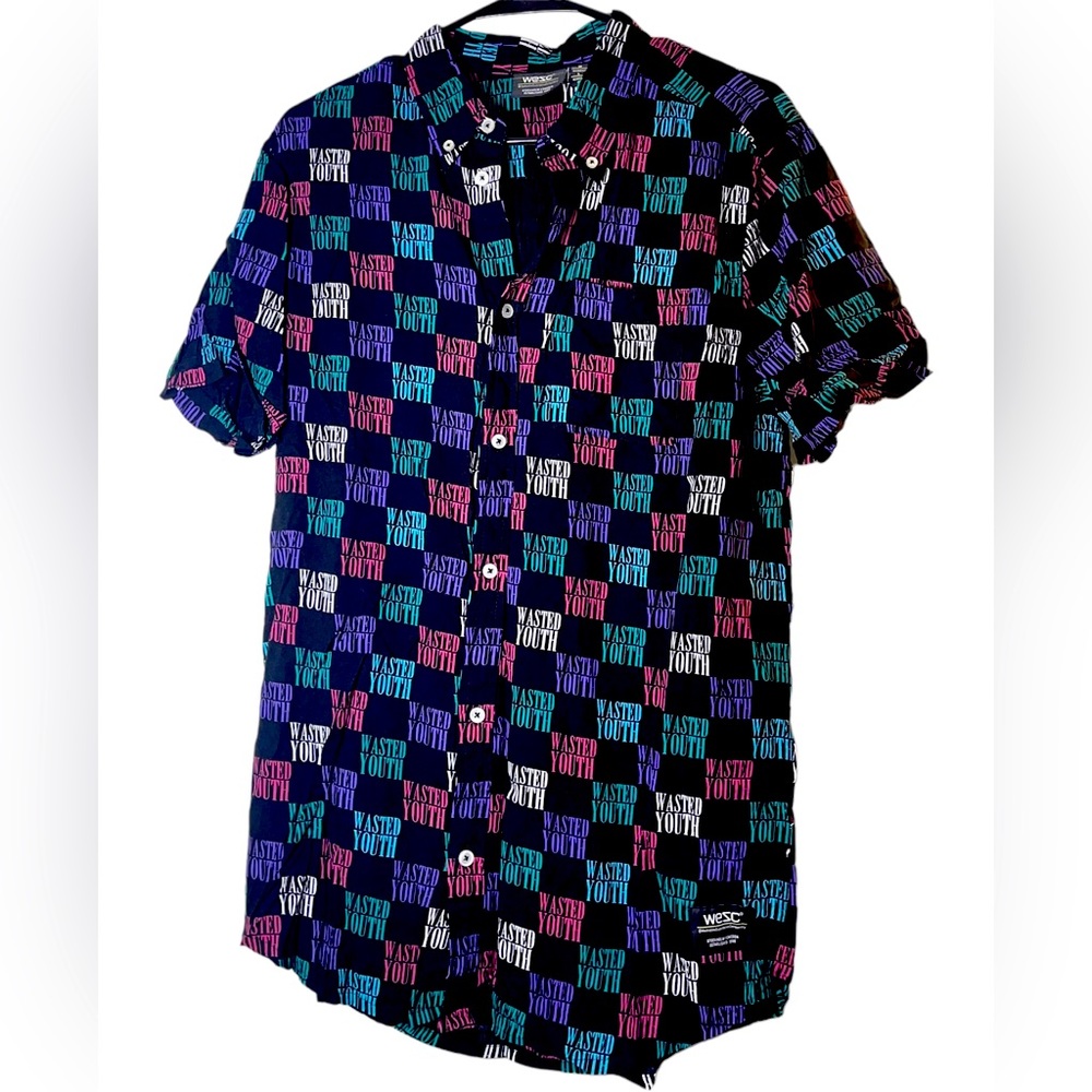 Men's and women's WESC Printed Shirt Size- M-M and W-L